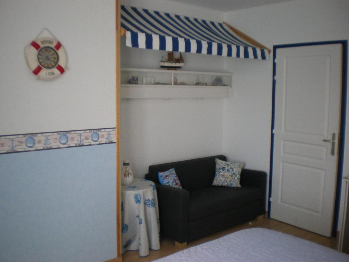 Bed and Breakfast La Cle Des Champs Largillay Экстерьер фото